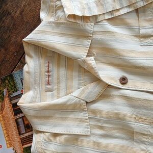 Silk Tommy Bahama Cream and Gold Short Sleeved Striped Shirt Sz L